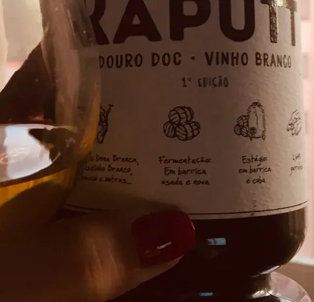 Kaputt, ... quero a garrafa toda para mim.