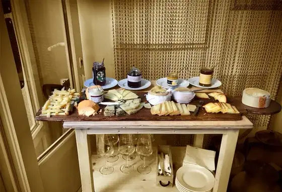 Vinho DOP, moscatel de Setúbal e queijo português! — imagem 4